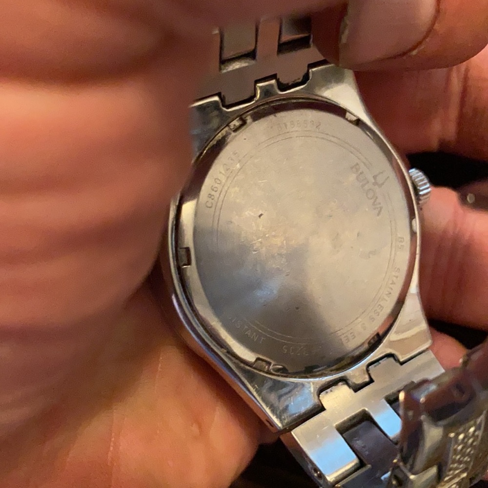 Watch - Picture 3 of 3